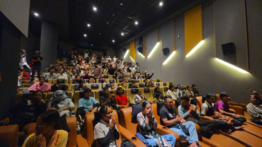 तीजको बिदामा ‘जनै हराएको मान्छे : सम्बन्धका धागाहरू’मा हल भरिभराउ